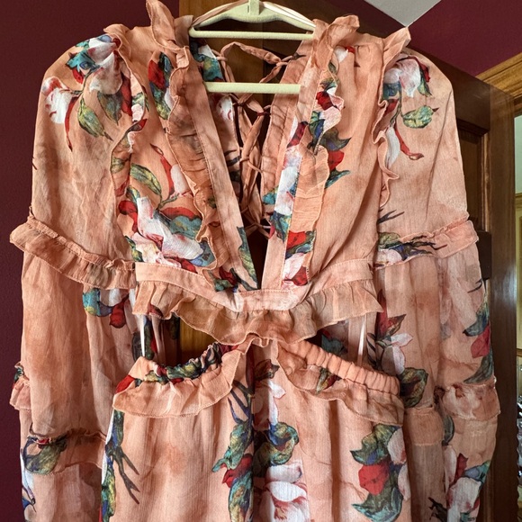 SurelyMine Dresses & Skirts - Floral Peach Maxi Dress (NWOT)